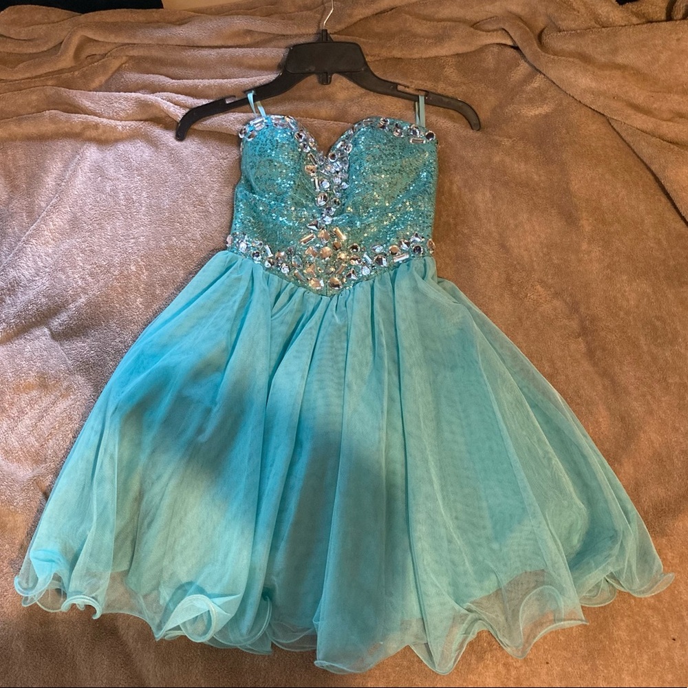 Dillards size 1 mini dress